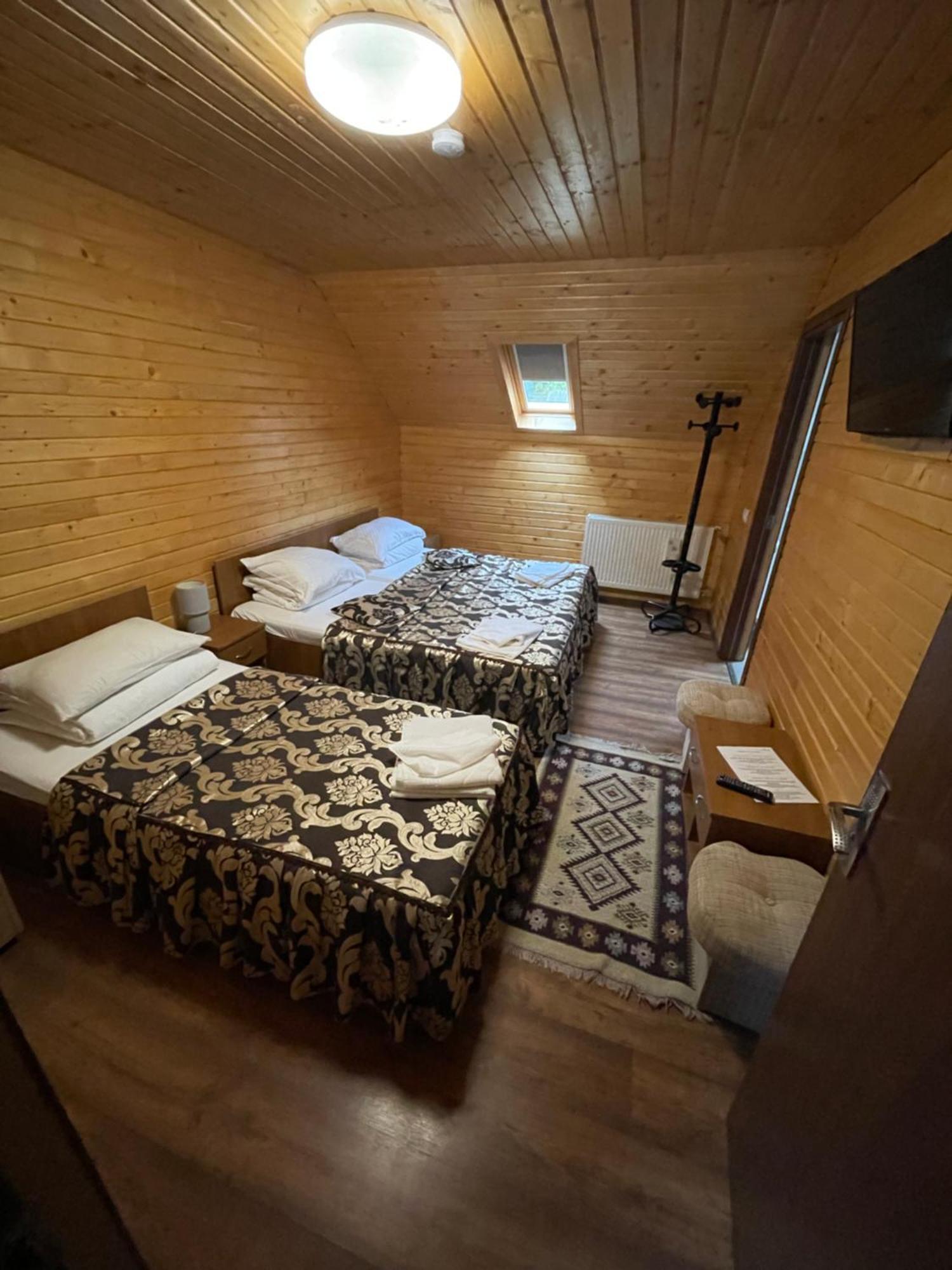 Camping Dragoske Ciofringeni Exterior photo
